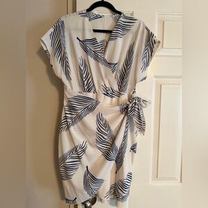 SHEIN White Midi Wrap Dress with Navy Leaf Print
